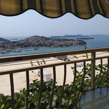 杜布罗夫尼克全景膳食公寓酒店 3* 杜布罗夫尼克